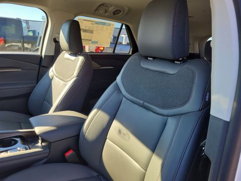 New 2026 Ford Explorer Active w/ Active Comfort Package image 21