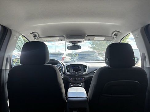 Certified 2022 GMC Terrain SLE w/ Driver Convenience Package image 8