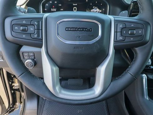 New 2025 GMC Sierra 1500 Denali w/ Denali Reserve Package image 17