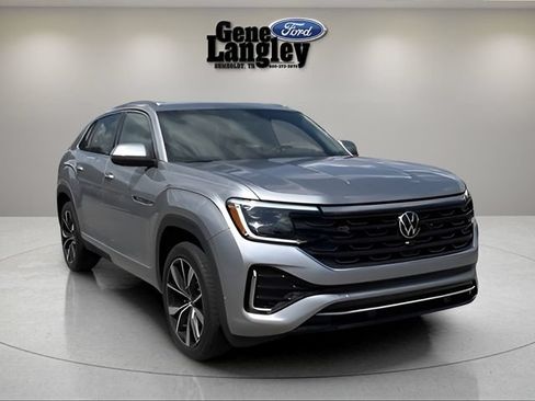 Used 2024 Volkswagen Atlas Cross Sport SEL Premium R-Line AWD/4WD image 7