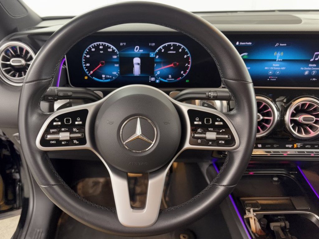 Used 2020 Mercedes-Benz GLB 250 4MATIC image 10