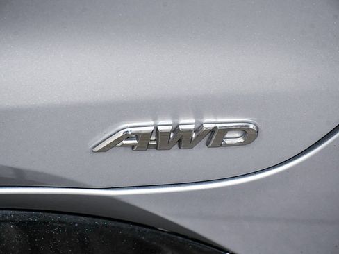 Used 2023 Toyota Corolla SE AWD/4WD image 66