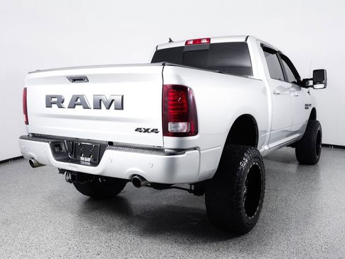 Used 2018 RAM 1500 Sport w/ Quick Order Package 26Q Night AWD/4WD image 9