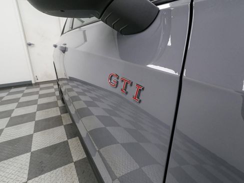 New 2026 Volkswagen GTI SE image 8