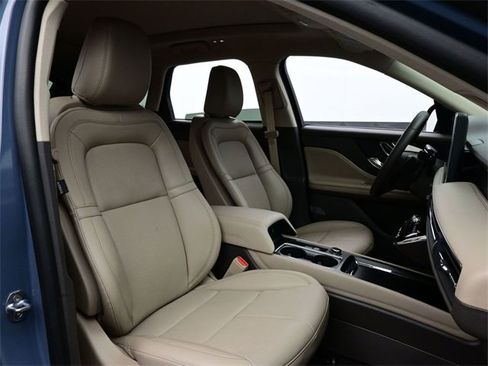 Used 2024 Lincoln Corsair FWD w/ Equipment Group 101A image 18