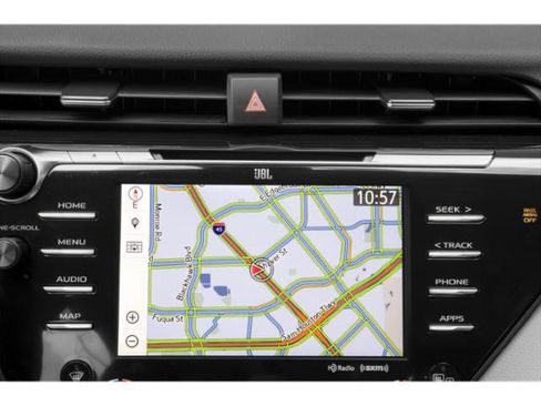 Used 2020 Toyota Camry XLE FWD image 16