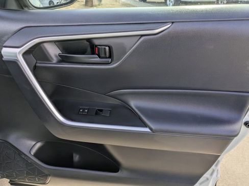Used 2023 Toyota RAV4 LE image 32