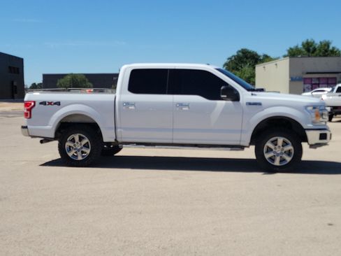 Used 2018 Ford F150 XLT w/ Equipment Group 301A Mid AWD/4WD image 5