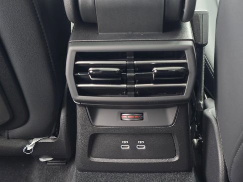 Used 2023 Audi Q4 e-tron Premium Plus RWD image 18