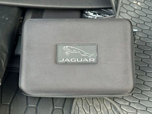 Used 2022 Jaguar F-PACE S image 23