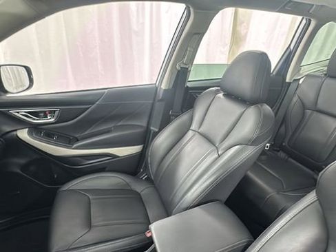 Certified 2023 Subaru Forester Limited image 15