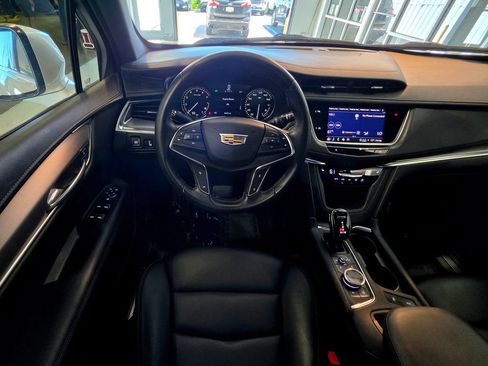 Used 2022 Cadillac XT5 Luxury FWD image 13