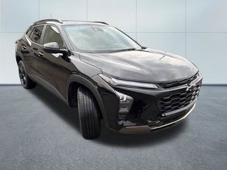 Used 2025 Chevrolet Trax ACTIV FWD video 5