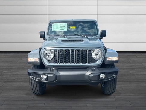 New 2025 Jeep Gladiator Sport AWD/4WD image 9