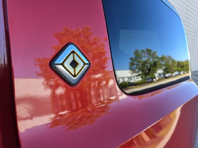Used 2022 Rivian R1S Launch Edition Quad AWD/4WD image 34