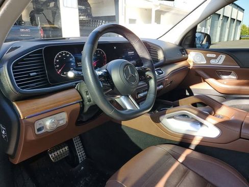 Used 2024 Mercedes-Benz GLS 450 4MATIC w/ Pinnacle Trim Package image 20