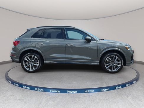Certified 2024 Audi Q3 2.0T Premium w/ Convenience Package AWD/4WD image 4