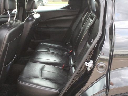 Used 2011 Dodge Avenger Lux FWD image 20