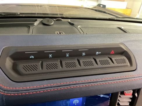 New 2025 Ford Bronco Raptor AWD/4WD image 16