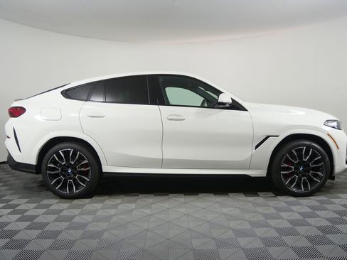 New 2027 BMW X6 xDrive40i w/ Executive Package AWD/4WD image 2