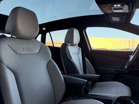 Used 2022 Volkswagen ID.4 Pro S image 42