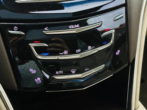 Used 2017 Cadillac XTS Luxury w/ Driver Awareness Package AWD/4WD image 19