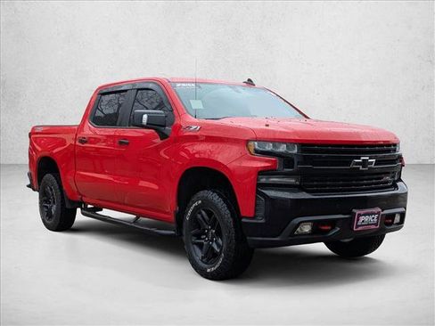Used 2019 Chevrolet Silverado 1500 LT Trail Boss w/ Convenience Package AWD/4WD image 3