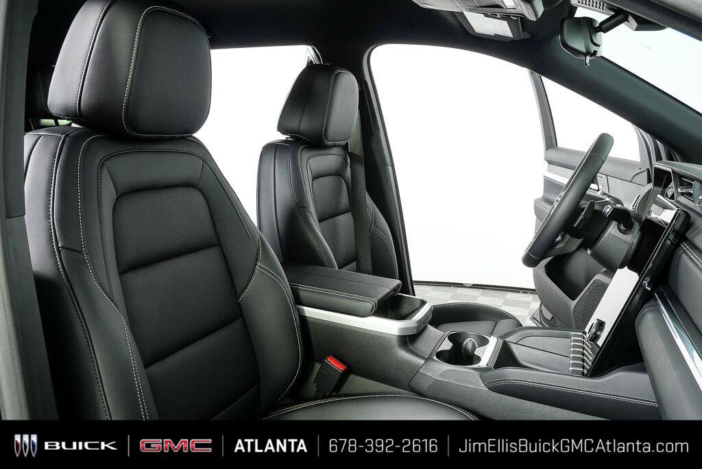 Used 2026 GMC Terrain Elevation w/ Elevation Premium Package FWD image 21
