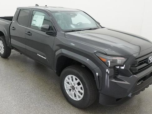 New 2026 Toyota Tacoma SR5 AWD/4WD image 16