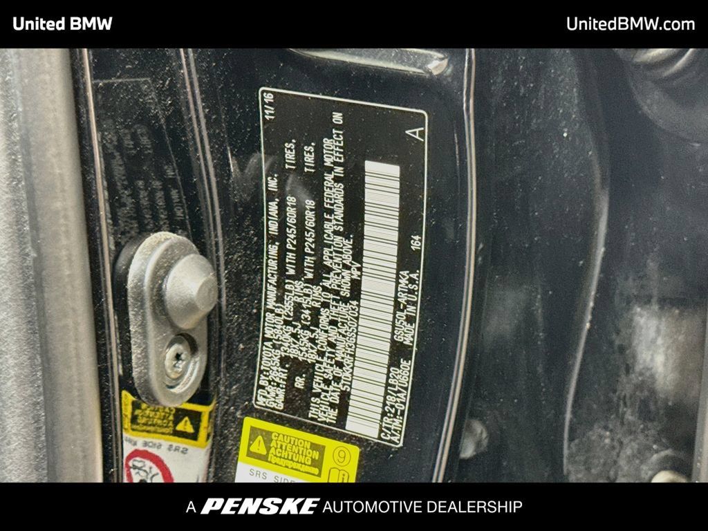 Used 2016 Toyota Highlander XLE FWD image 21