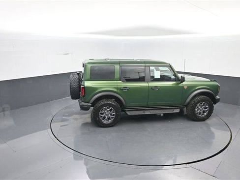 New 2025 Ford Bronco Badlands image 25