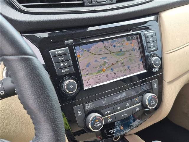 Used 2019 Nissan Rogue SV w/ Premium Package FWD image 13