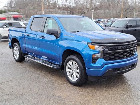 Used 2024 Chevrolet Silverado 1500 Custom image 7