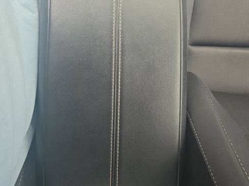 Used 2025 Nissan Altima 2.5 SV FWD image 27