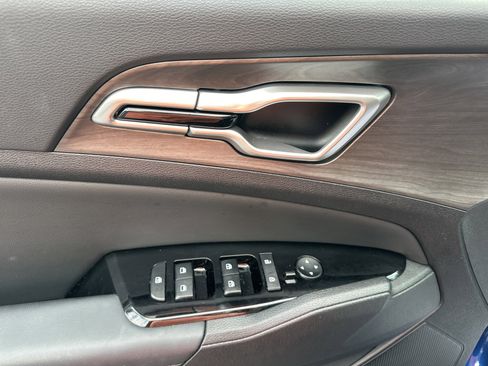 Used 2025 Kia Sportage X-Line image 13