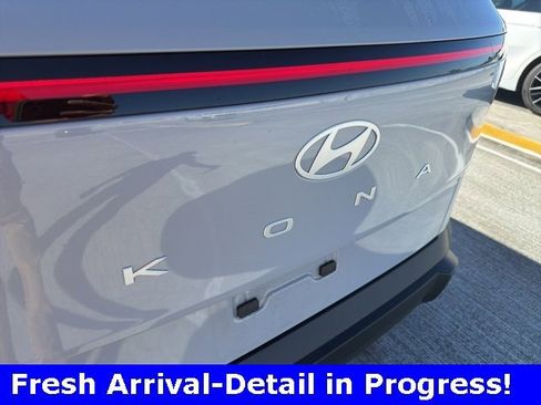 Used 2024 Hyundai Kona SEL w/ Convenience Package image 20