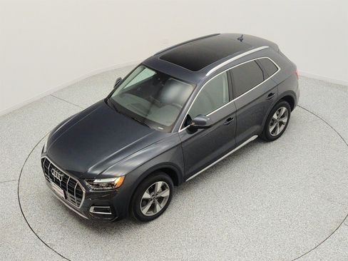 Used 2023 Audi Q5 2.0T Premium w/ Convenience Package AWD/4WD image 22