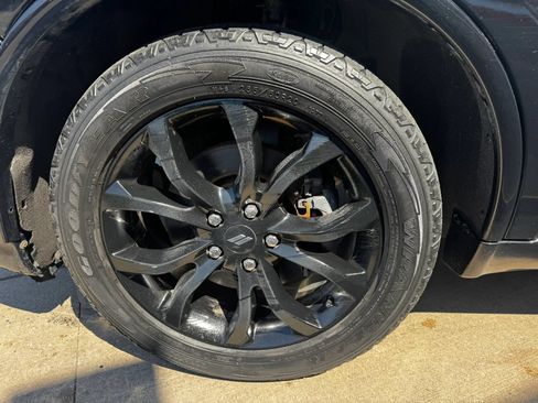 Used 2019 Dodge Durango R/T w/ Blacktop Package AWD/4WD image 30