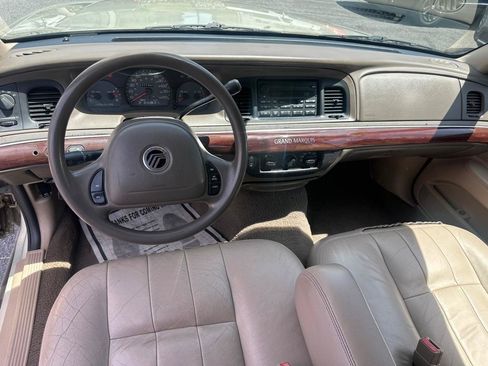 Used 2004 Mercury Grand Marquis GS RWD image 29