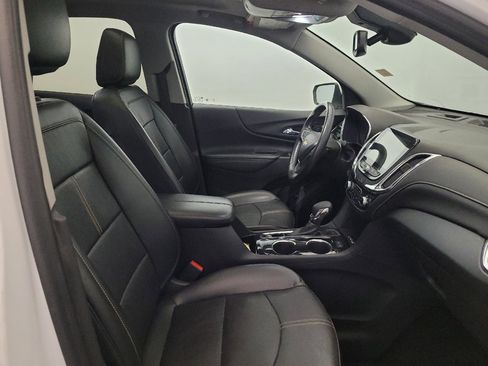 Used 2022 Chevrolet Equinox Premier AWD/4WD image 21
