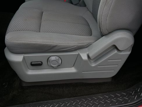Used 2014 Ford F150 XLT w/ Equipment Group 301A Mid AWD/4WD image 20