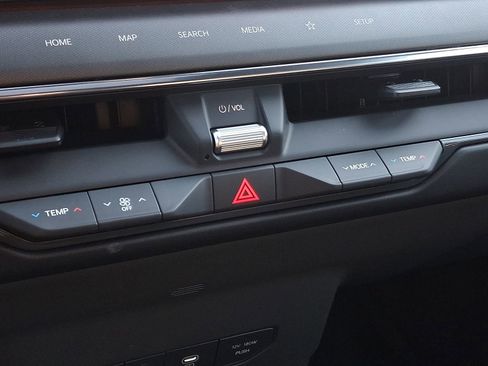 New 2026 Kia EV9 Land w/ Nightfall Edition Package image 15