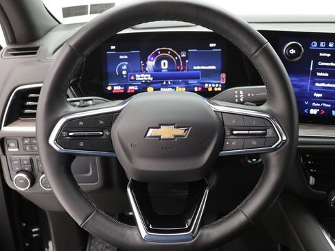 Used 2025 Chevrolet Tahoe Premier image 18