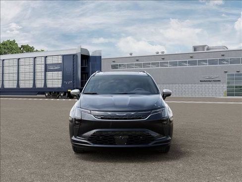 New 2027 Chrysler Pacifica Pinnacle w/ Theater Group AWD/4WD image 6