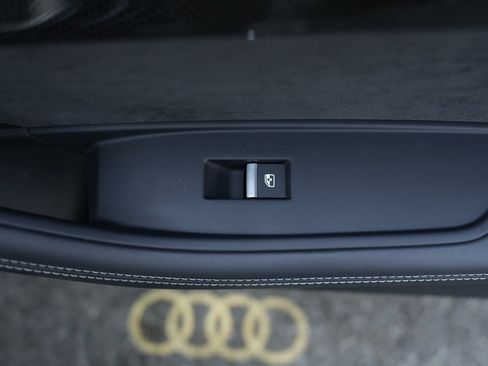 Used 2020 Audi S5 Premium Plus w/ Premium Plus image 37