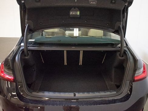 New 2026 BMW 330i xDrive Sedan w/ Convenience Package image 25