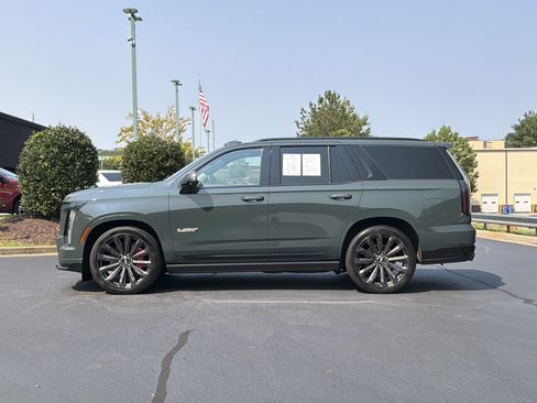 Used 2026 Cadillac Escalade V AWD/4WD image 14