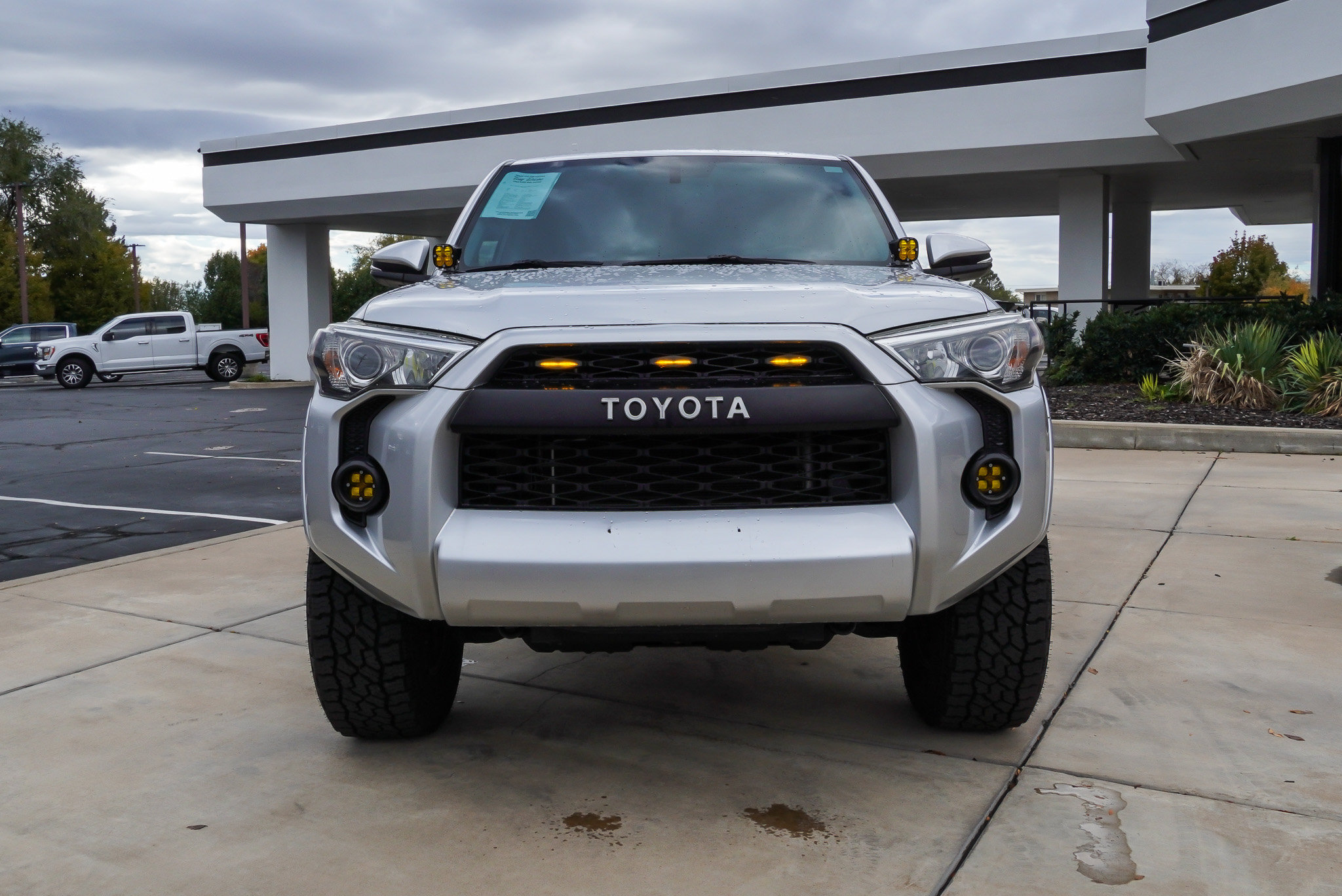 Used 2015 Toyota 4Runner SR5 Premium AWD/4WD image 3
