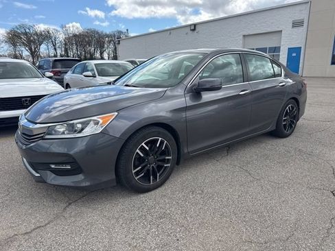 Used 2017 Honda Accord EX-L image 1