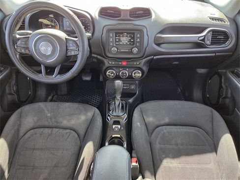 Certified 2017 Jeep Renegade Altitude w/ Advanced Technology Group image 14